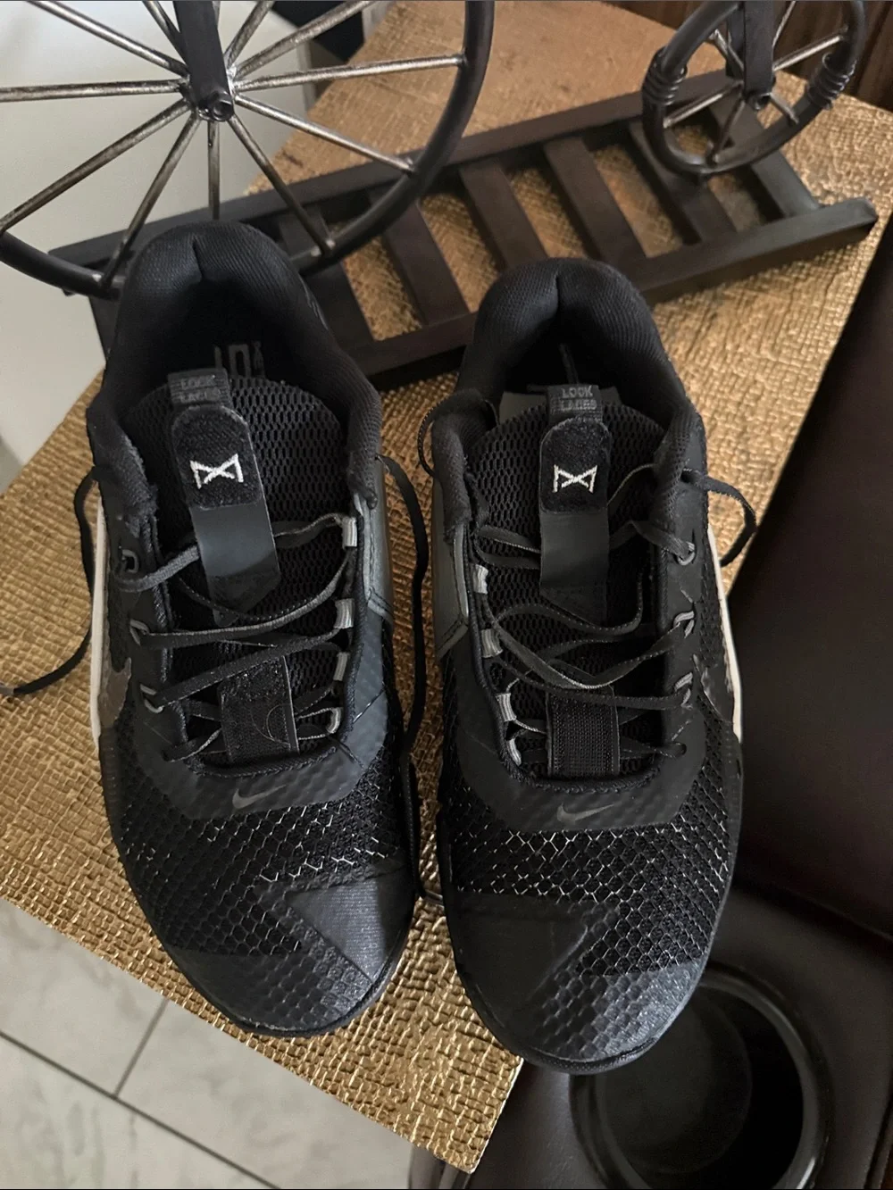 Nike Women's Black Mesh Athletic Sneakers